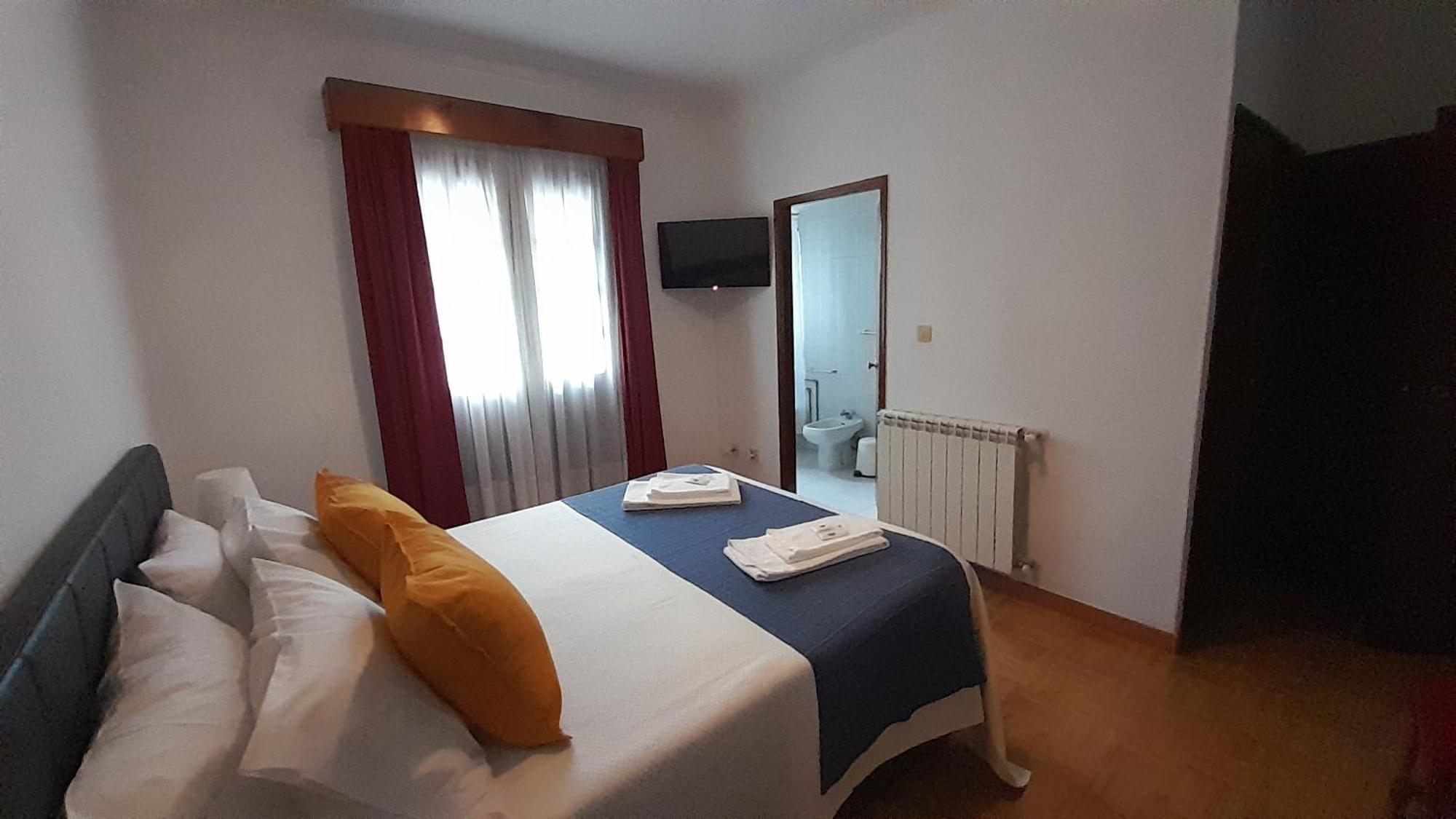 Serrana Geres Zimmer foto
